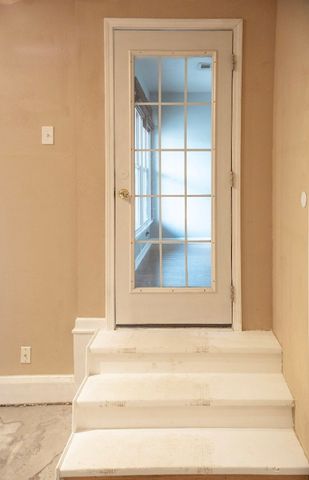 204 E Coe Drive, Midwest City, OK 73110