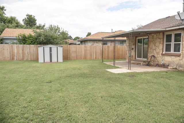204 E Coe Drive, Midwest City, OK 73110