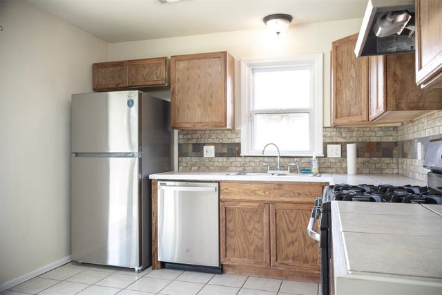 204 E Coe Drive, Midwest City, OK 73110