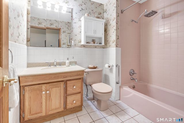36 Manton Street, Shelton, CT 06484