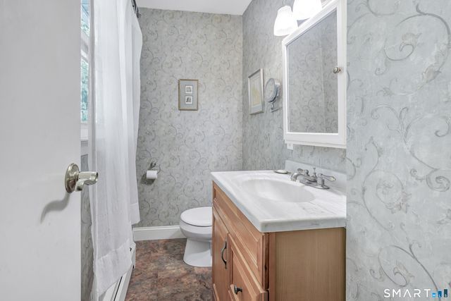 36 Manton Street, Shelton, CT 06484