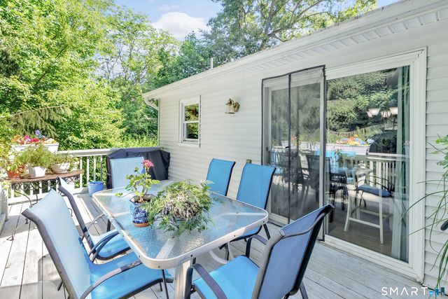 36 Manton Street, Shelton, CT 06484