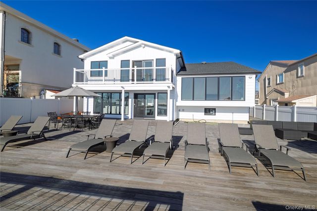 4011 Greentree Drive, Oceanside, NY 11572