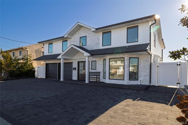 4011 Greentree Drive, Oceanside, NY 11572