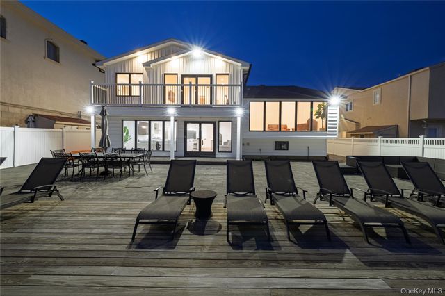 4011 Greentree Drive, Oceanside, NY 11572