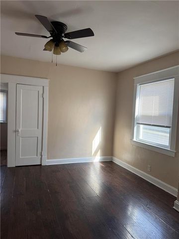 217 N 13th Street N, Kansas City, KS 66102