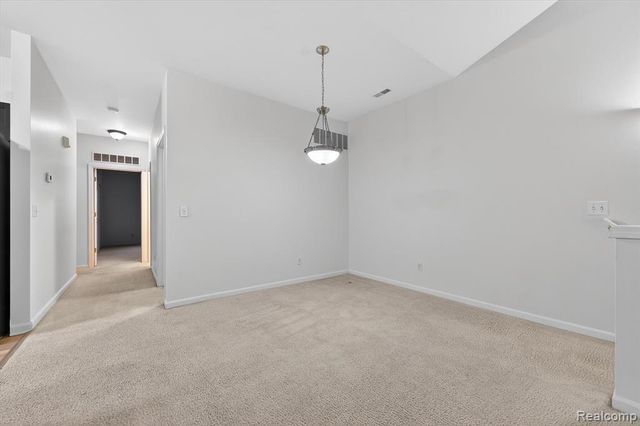 1151 Alameda Boulevard 39, Troy, MI 48085