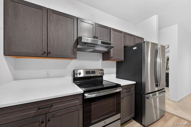 1151 Alameda Boulevard 39, Troy, MI 48085