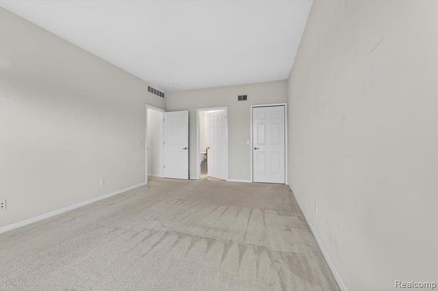 1151 Alameda Boulevard 39, Troy, MI 48085