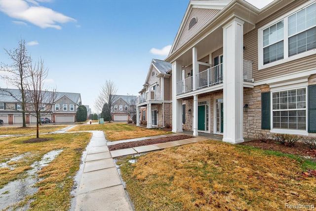 1151 Alameda Boulevard 39, Troy, MI 48085