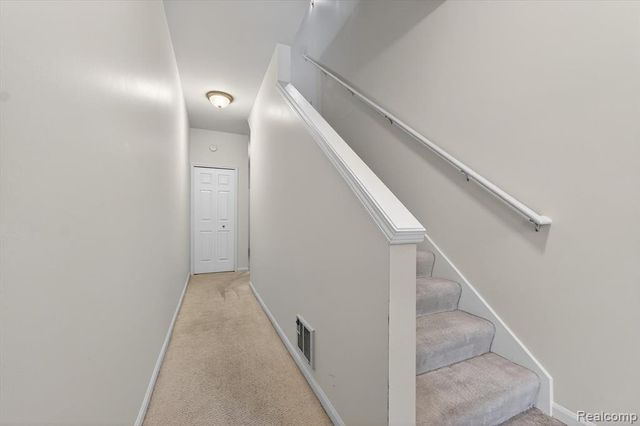 1151 Alameda Boulevard 39, Troy, MI 48085