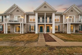 1151 Alameda Boulevard 39, Troy, MI 48085