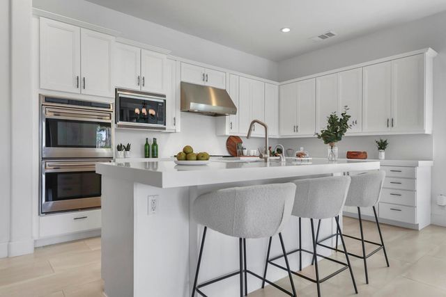 51053 Marbella Court, La Quinta, CA 92253