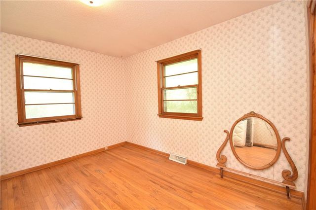 16210 Baxter Road, Excelsior Springs, MO 64024