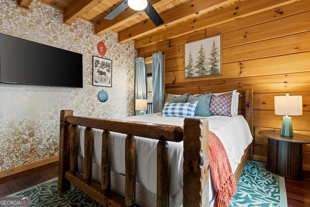 1134 Maggie Chapman Road, Blue Ridge, GA 30513