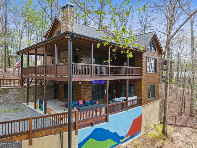 1134 Maggie Chapman Road, Blue Ridge, GA 30513