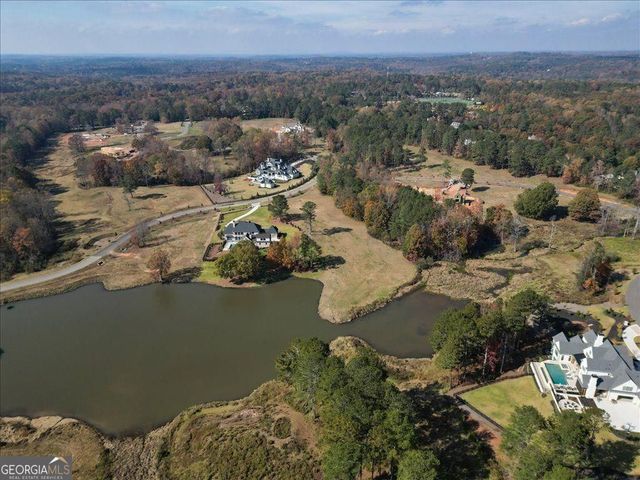 1053 Homestead Drive, Milton, GA 30004