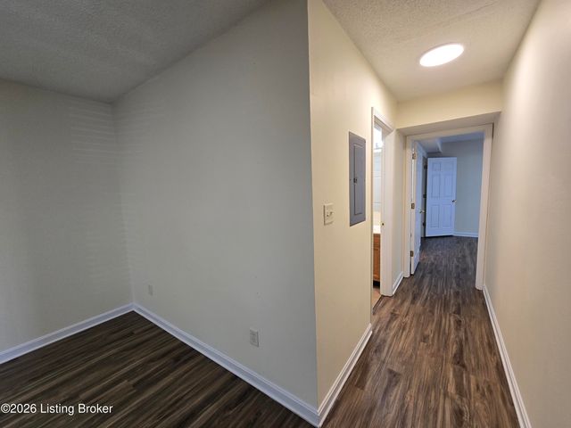 6418 Venango Dr 4, Louisville, KY 40258