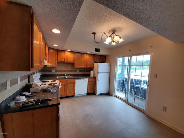 6418 Venango Dr 4, Louisville, KY 40258