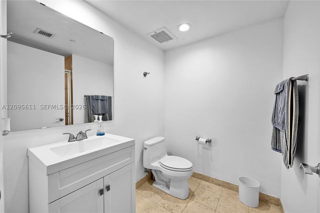 1830 S Ocean Dr 3104, Hallandale Beach, FL 33009