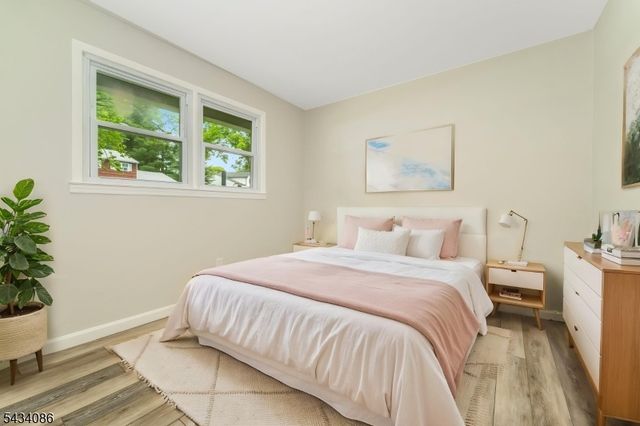 10 Lynnfield Ter, Lopatcong Twp., NJ 08865