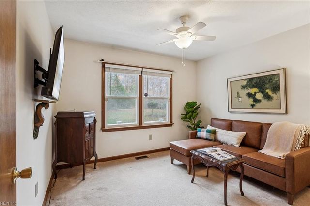 4640 Massena DR, Williamsburg, VA 23188