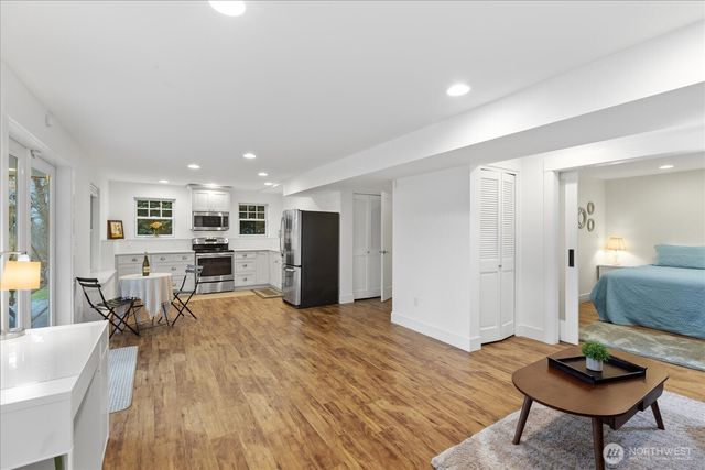 1159 Secret Place, Greenbank, WA 98253