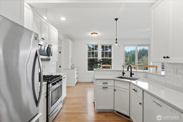 1159 Secret Place, Greenbank, WA 98253