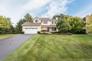 9344 Huron Park Drive, Brighton, MI 48116
