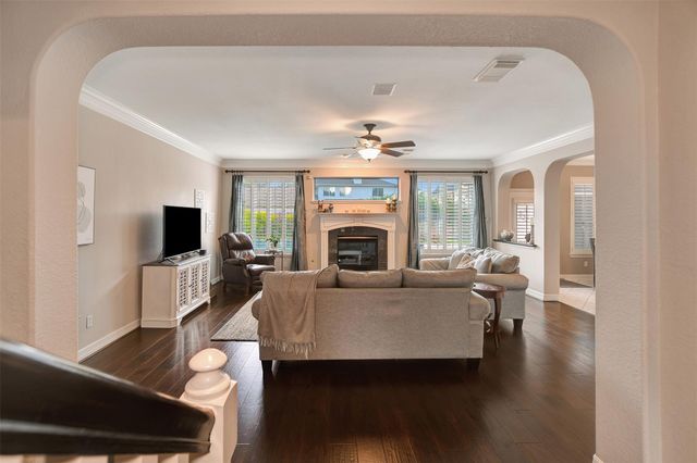 15918 Lake Loop Drive, Cypress, TX 77433