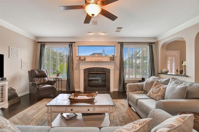 15918 Lake Loop Drive, Cypress, TX 77433