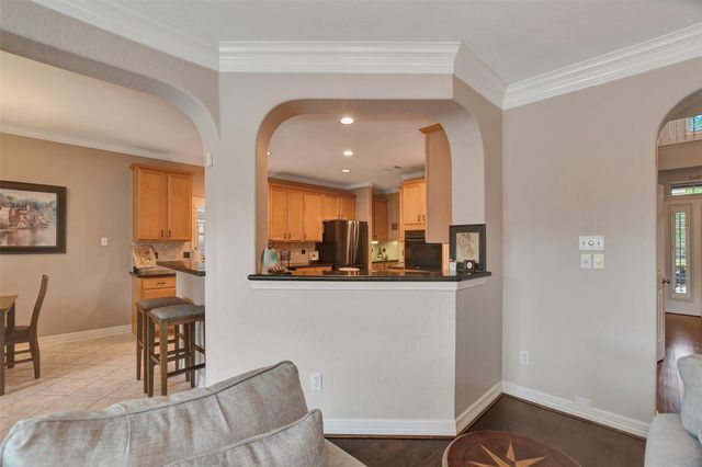 15918 Lake Loop Drive, Cypress, TX 77433