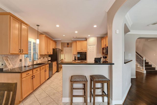 15918 Lake Loop Drive, Cypress, TX 77433