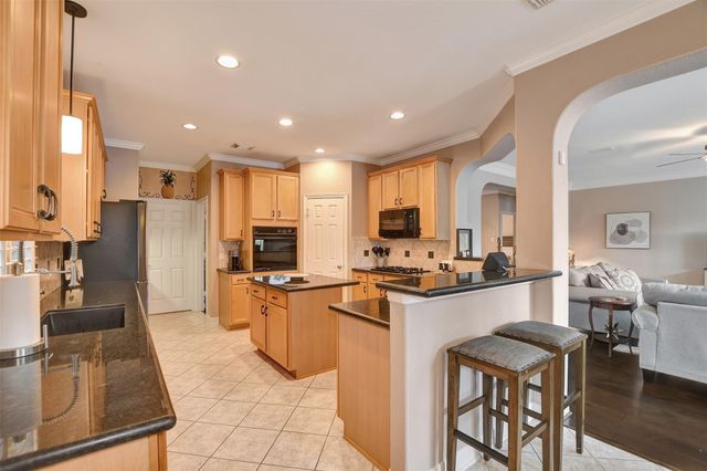 15918 Lake Loop Drive, Cypress, TX 77433