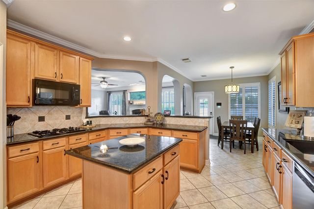 15918 Lake Loop Drive, Cypress, TX 77433