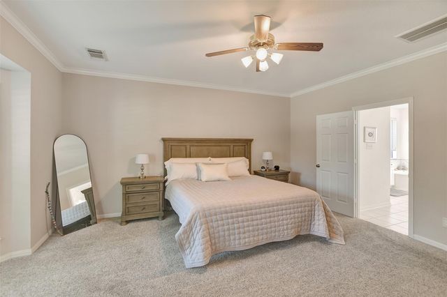 15918 Lake Loop Drive, Cypress, TX 77433