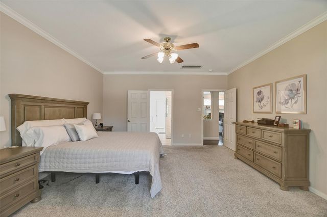 15918 Lake Loop Drive, Cypress, TX 77433