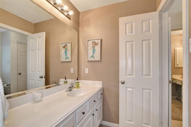 15918 Lake Loop Drive, Cypress, TX 77433