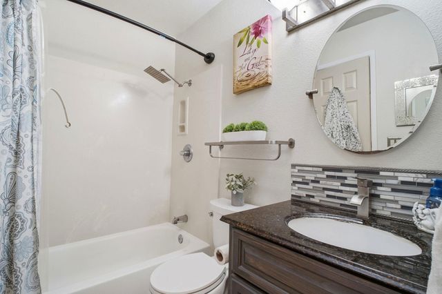 3020 San Andreas Dr, Union City, CA 94587