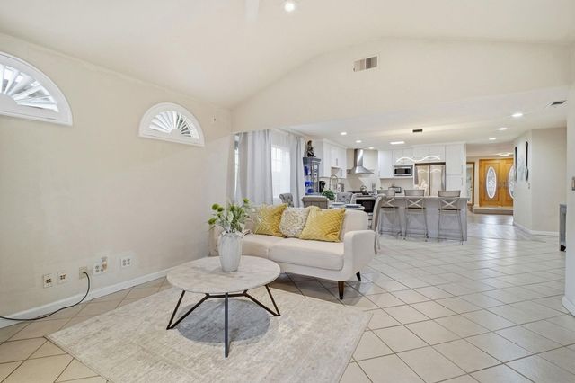 3020 San Andreas Dr, Union City, CA 94587