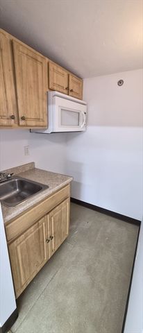 36 Arch St 2, Brockton, MA 02301