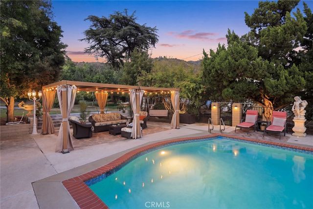1011 Matilija, Glendale, CA 91202