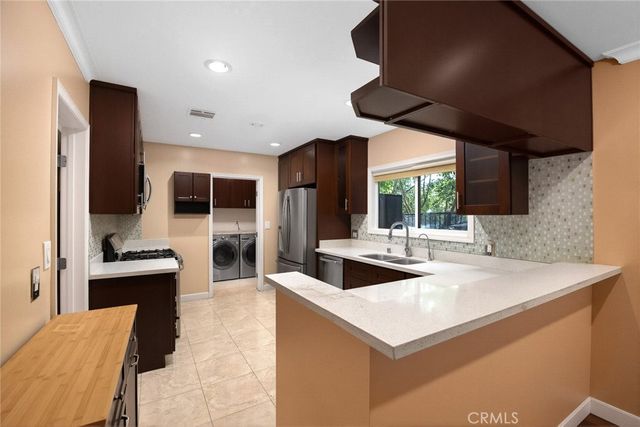 1011 Matilija, Glendale, CA 91202