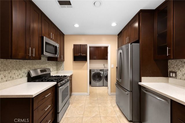 1011 Matilija, Glendale, CA 91202