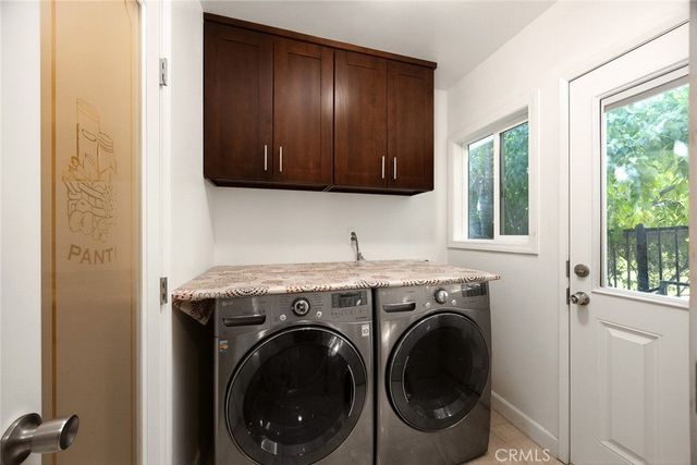 1011 Matilija, Glendale, CA 91202