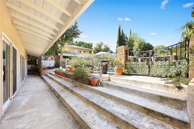1011 Matilija, Glendale, CA 91202