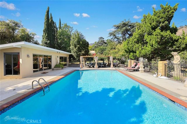 1011 Matilija, Glendale, CA 91202
