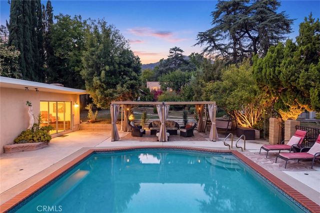 1011 Matilija, Glendale, CA 91202