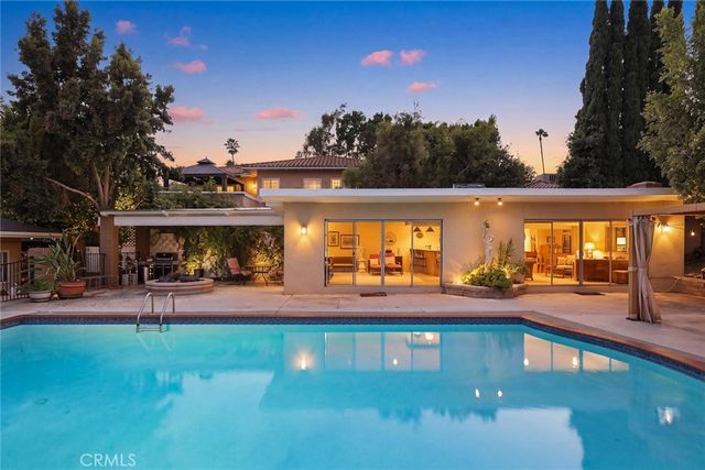 1011 Matilija, Glendale, CA 91202
