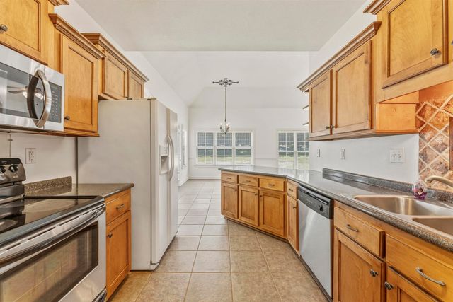 5350 EVERGREEN CREEK DR, Lakeland, TN 38002
